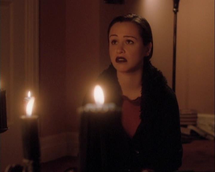 Charmed-Online-dot-net_107TheFourthSister0934.jpg