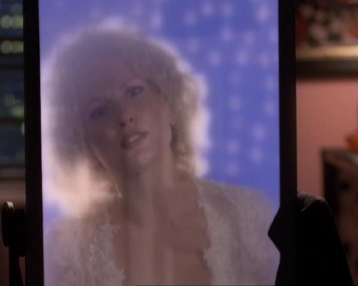 Charmed-Online-dot-net_107TheFourthSister0949.jpg