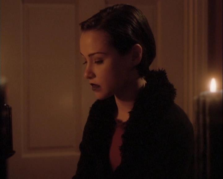 Charmed-Online-dot-net_107TheFourthSister0972.jpg