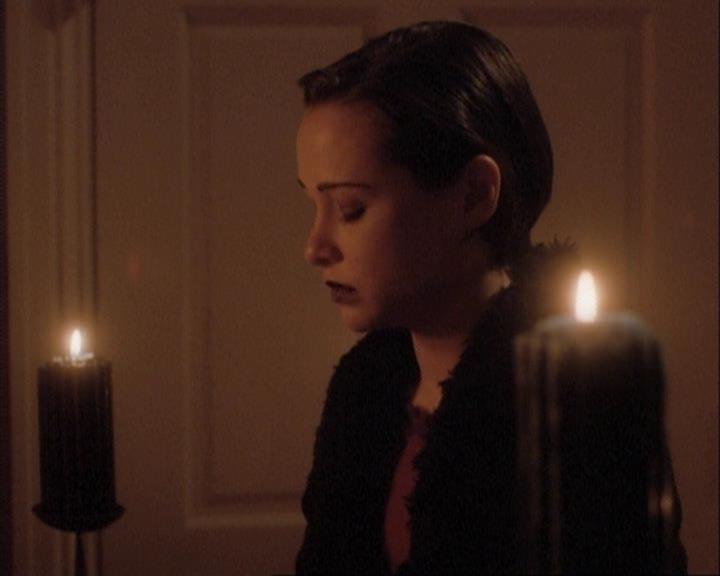 Charmed-Online-dot-net_107TheFourthSister0980.jpg