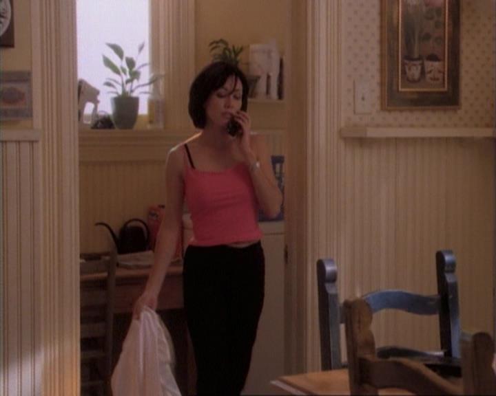 Charmed-Online-dot-net_107TheFourthSister0984.jpg