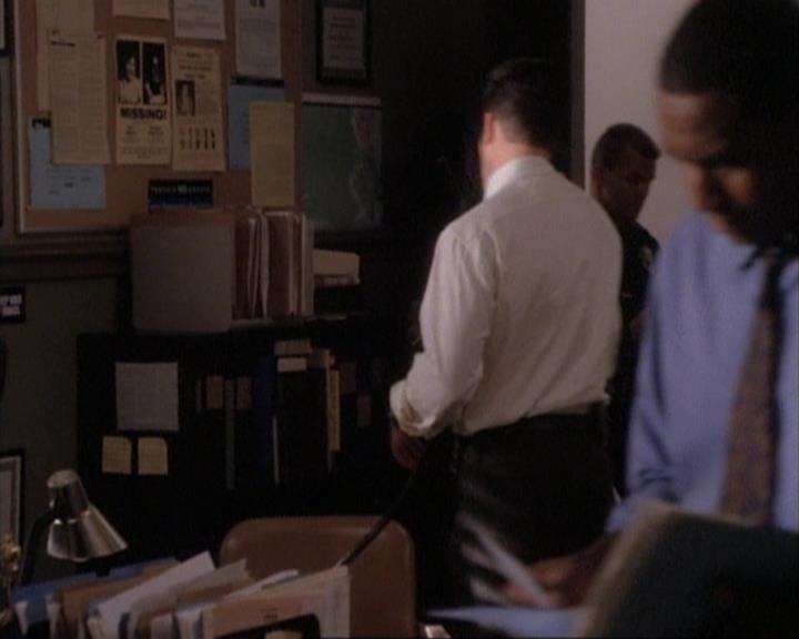 Charmed-Online-dot-net_107TheFourthSister0989.jpg