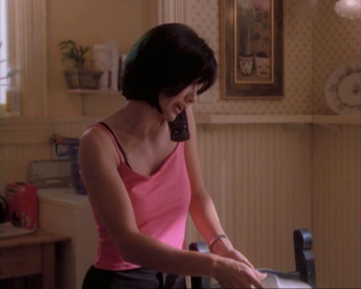 Charmed-Online-dot-net_107TheFourthSister0996.jpg