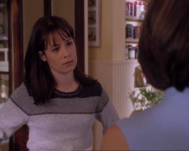 Charmed-Online-dot-net_107TheFourthSister1086.jpg