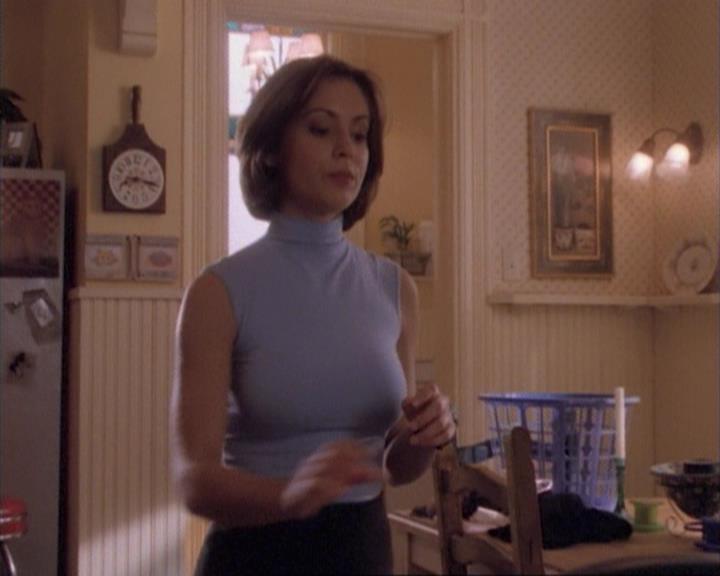 Charmed-Online-dot-net_107TheFourthSister1108.jpg