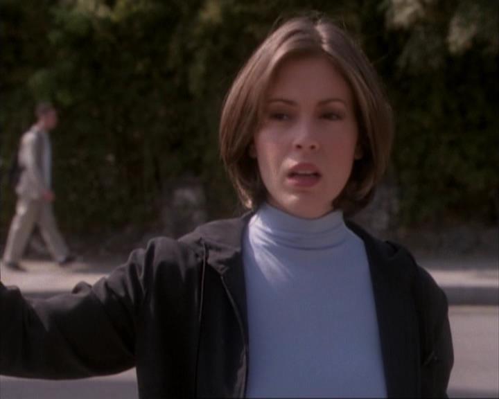 Charmed-Online-dot-net_107TheFourthSister1118.jpg
