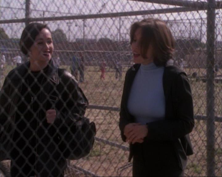 Charmed-Online-dot-net_107TheFourthSister1123.jpg