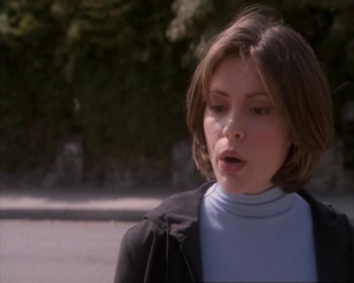 Charmed-Online-dot-net_107TheFourthSister1129.jpg