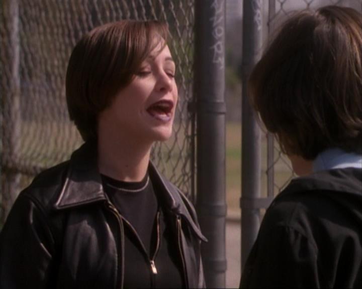 Charmed-Online-dot-net_107TheFourthSister1146.jpg