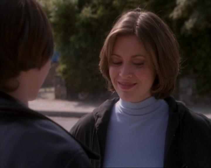 Charmed-Online-dot-net_107TheFourthSister1149.jpg