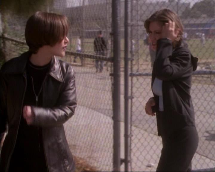 Charmed-Online-dot-net_107TheFourthSister1151.jpg