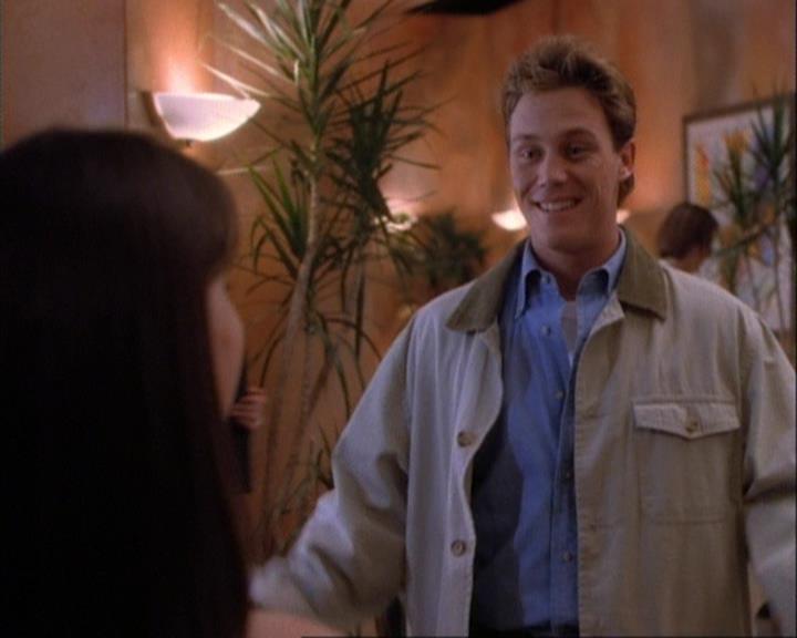 Charmed-Online-dot-net_107TheFourthSister1174.jpg Charmed-Online-dot-net_107TheFourthSister1174.jpg