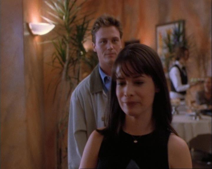 Charmed-Online-dot-net_107TheFourthSister1179.jpg