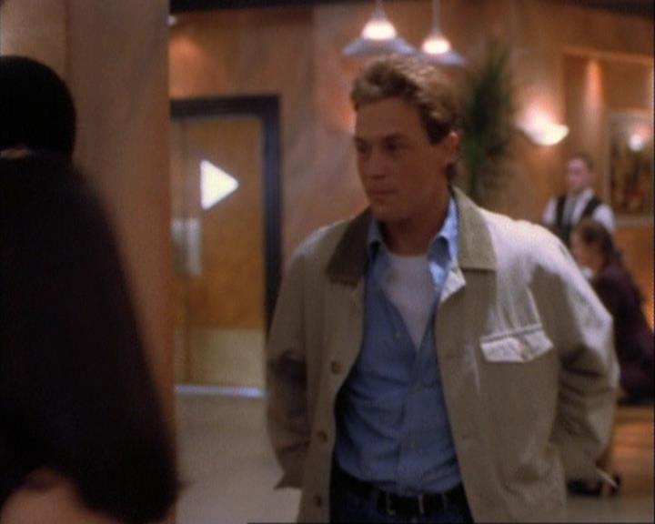 Charmed-Online-dot-net_107TheFourthSister1184.jpg