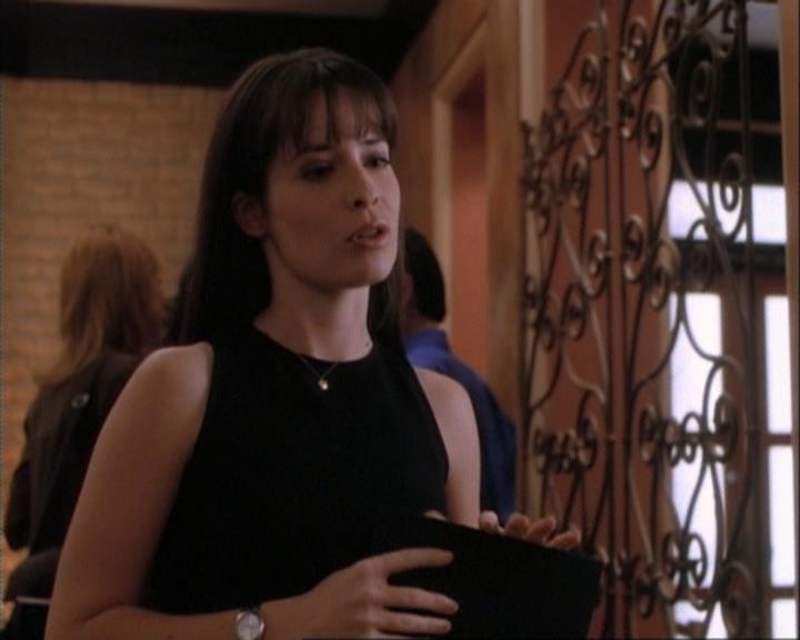 Charmed-Online-dot-net_107TheFourthSister1198.jpg