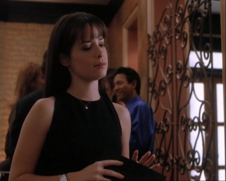 Charmed-Online-dot-net_107TheFourthSister1201.jpg