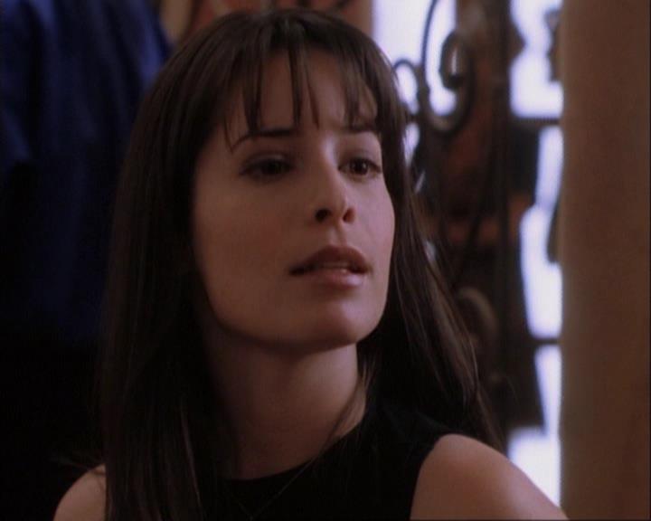 Charmed-Online-dot-net_107TheFourthSister1221.jpg