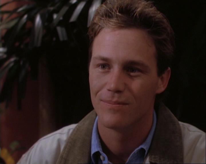 Charmed-Online-dot-net_107TheFourthSister1226.jpg