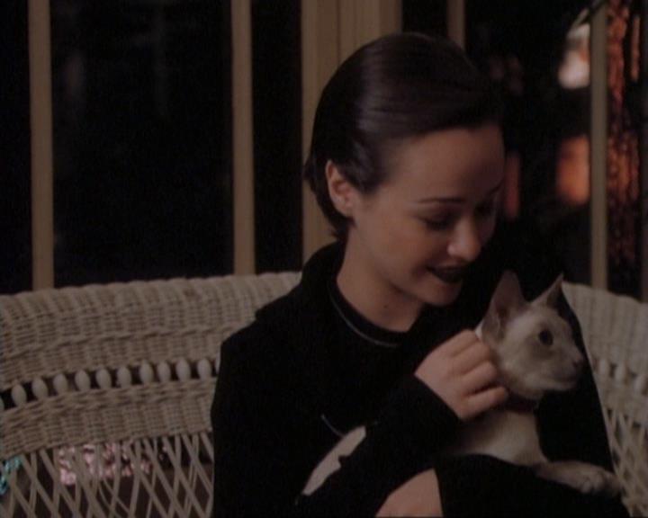 Charmed-Online-dot-net_107TheFourthSister1291.jpg