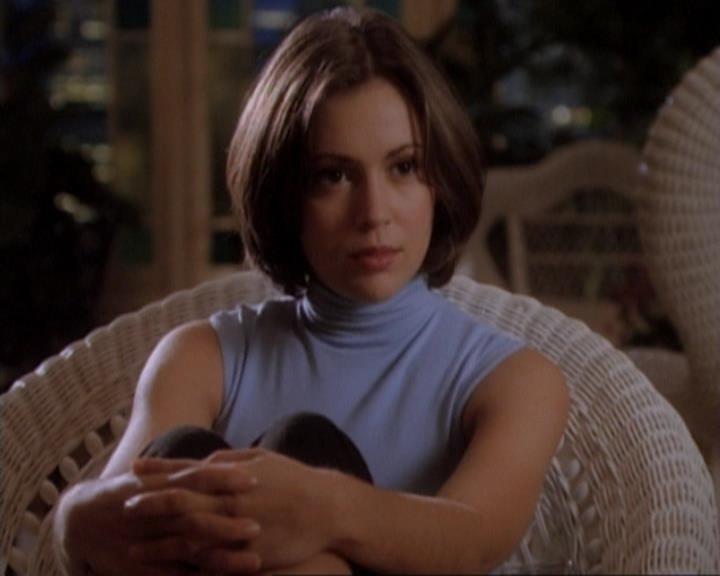 Charmed-Online-dot-net_107TheFourthSister1293.jpg