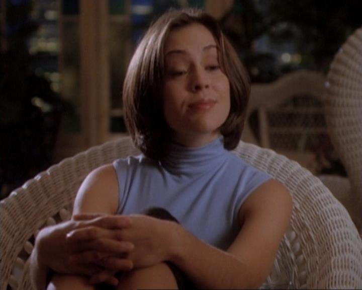 Charmed-Online-dot-net_107TheFourthSister1306.jpg