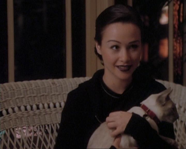 Charmed-Online-dot-net_107TheFourthSister1307.jpg