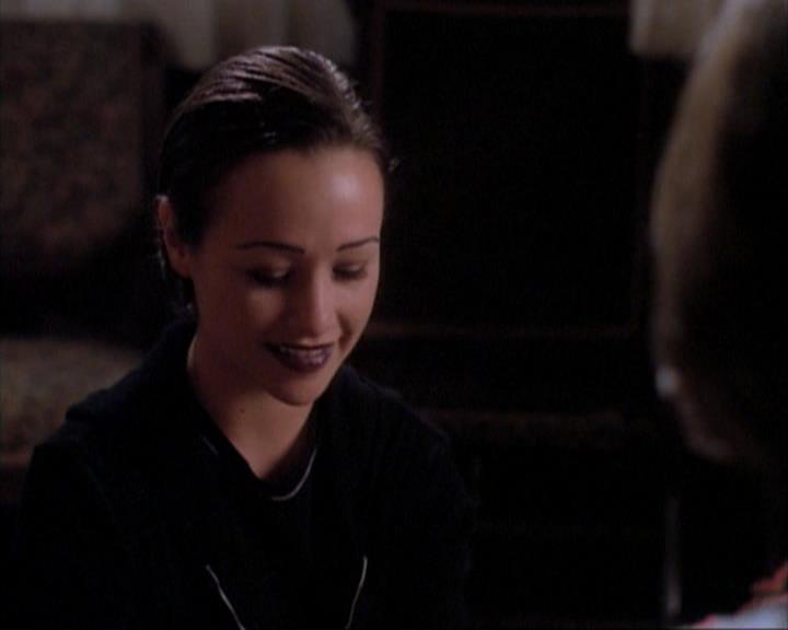 Charmed-Online-dot-net_107TheFourthSister1395.jpg