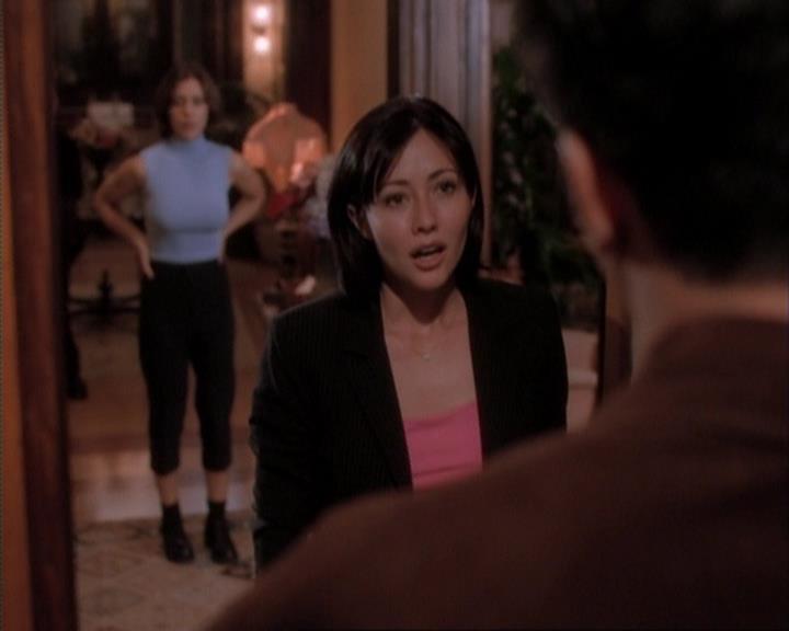 Charmed-Online-dot-net_107TheFourthSister1428.jpg