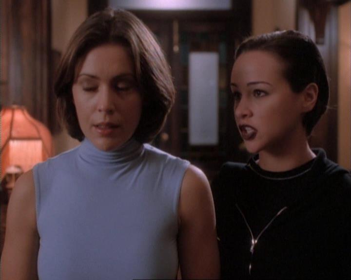 Charmed-Online-dot-net_107TheFourthSister1457.jpg