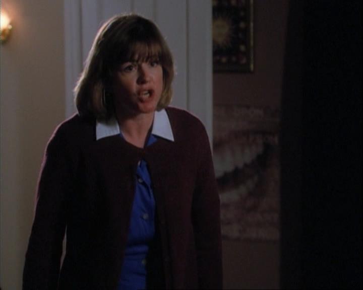 Charmed-Online-dot-net_107TheFourthSister1483.jpg