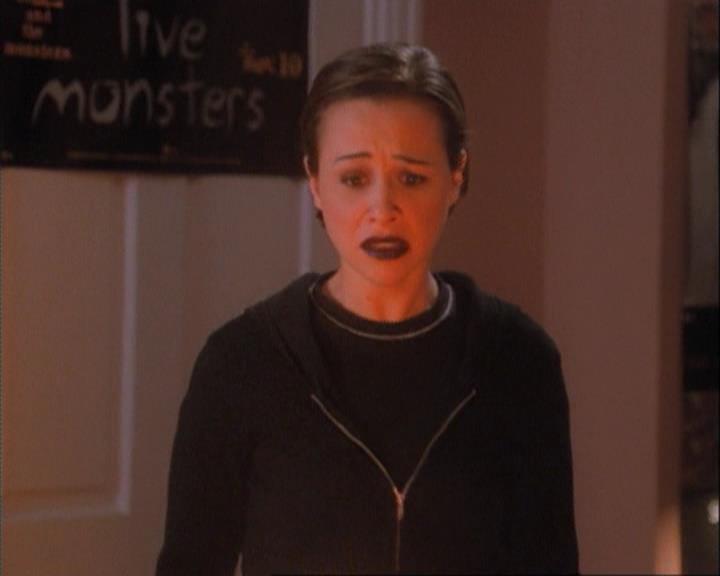 Charmed-Online-dot-net_107TheFourthSister1495.jpg Charmed-Online-dot-net_107TheFourthSister1495.jpg