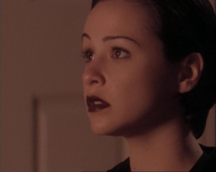 Charmed-Online-dot-net_107TheFourthSister1561.jpg