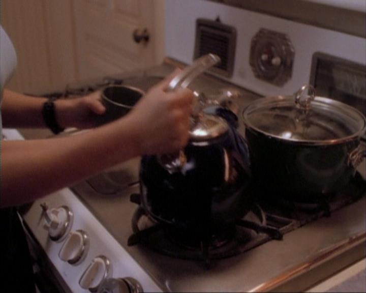 Charmed-Online-dot-net_107TheFourthSister1568.jpg Charmed-Online-dot-net_107TheFourthSister1568.jpg