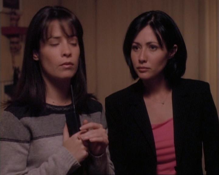 Charmed-Online-dot-net_107TheFourthSister1609.jpg
