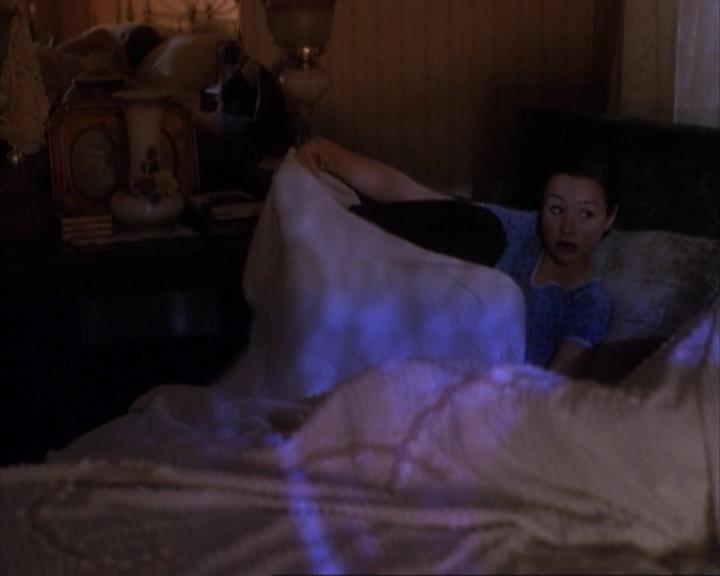 Charmed-Online-dot-net_107TheFourthSister1633.jpg
