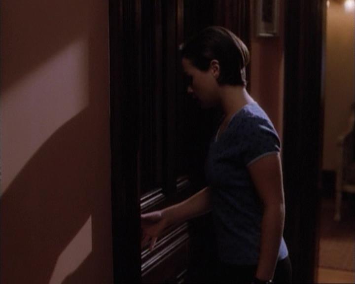 Charmed-Online-dot-net_107TheFourthSister1649.jpg
