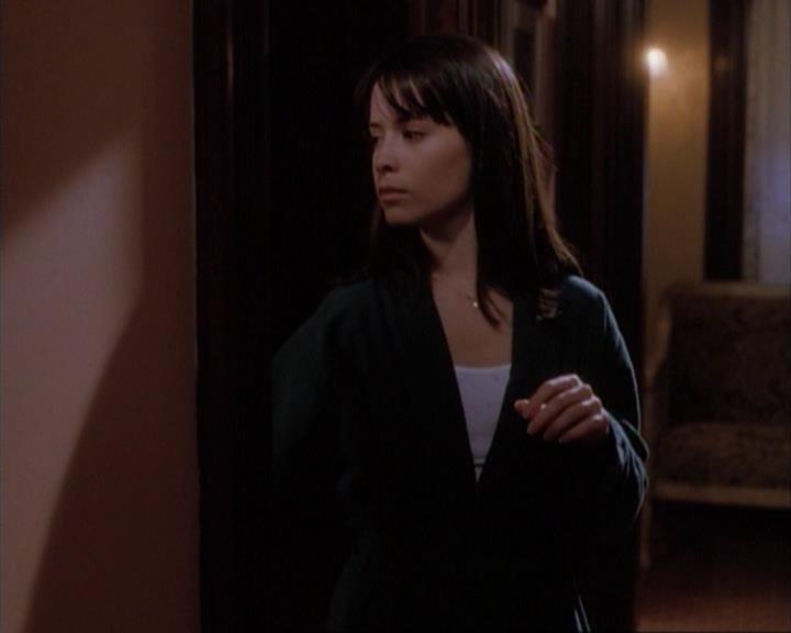Charmed-Online-dot-net_107TheFourthSister1675.jpg