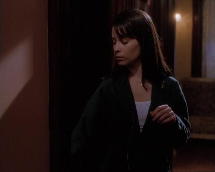 Charmed-Online-dot-net_107TheFourthSister1678.jpg