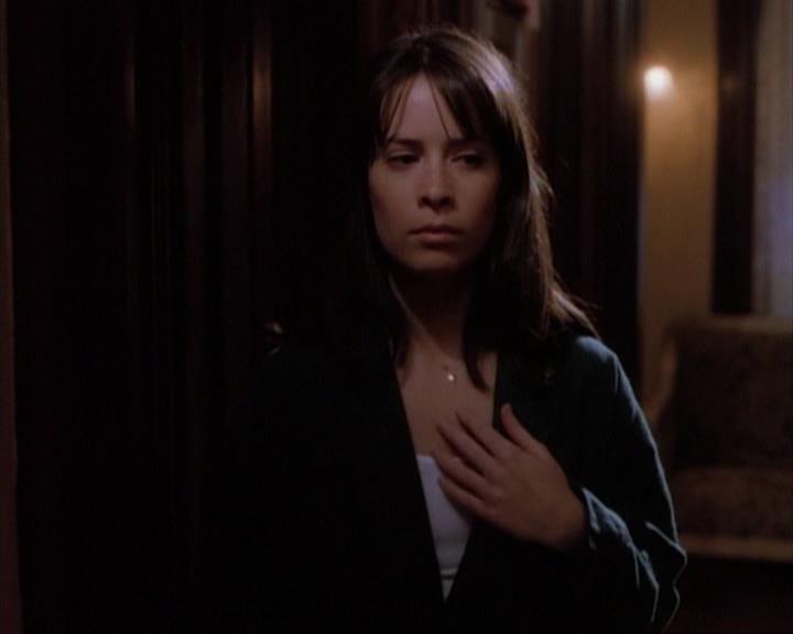 Charmed-Online-dot-net_107TheFourthSister1681.jpg