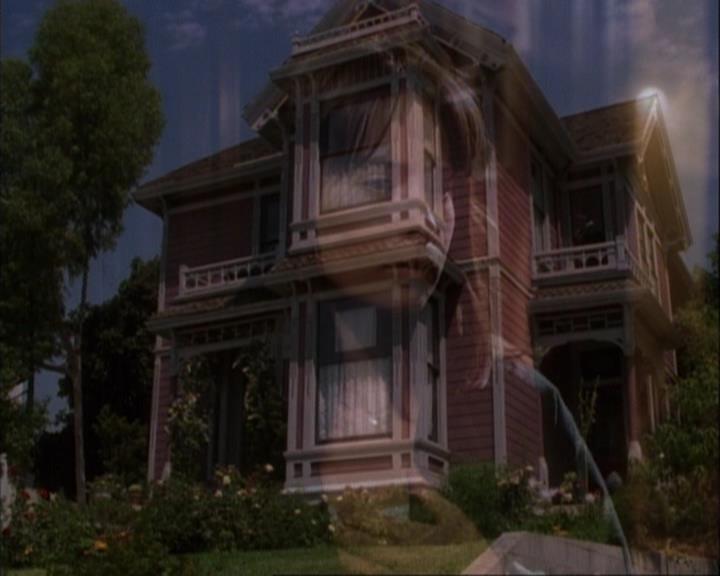 Charmed-Online-dot-net_107TheFourthSister1684.jpg