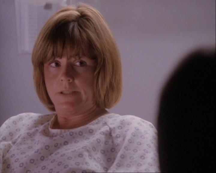 Charmed-Online-dot-net_107TheFourthSister1724.jpg