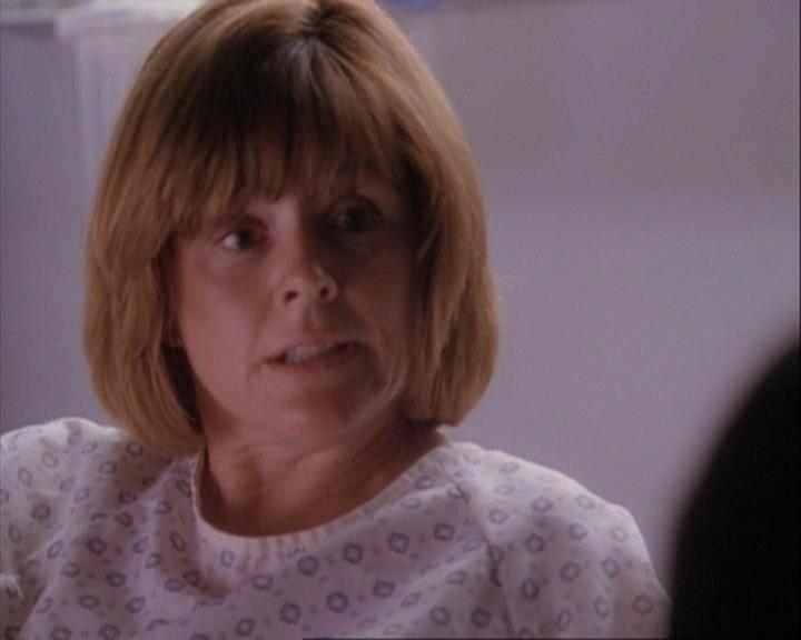 Charmed-Online-dot-net_107TheFourthSister1731.jpg