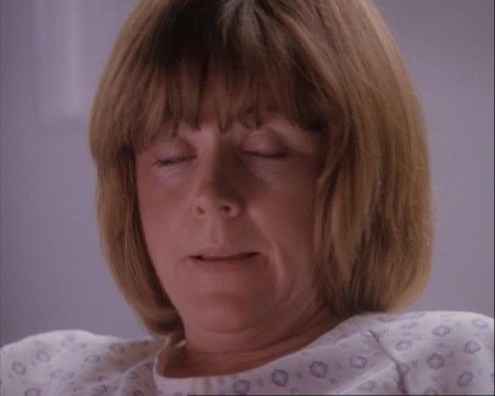 Charmed-Online-dot-net_107TheFourthSister1743.jpg