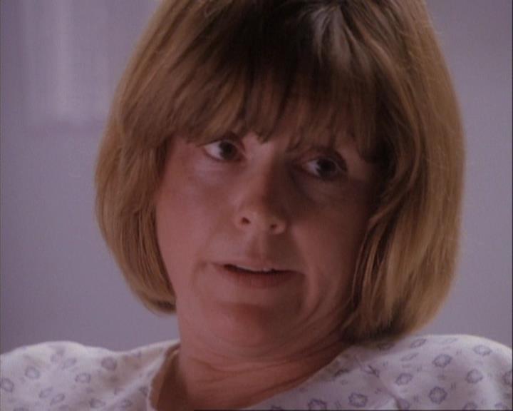 Charmed-Online-dot-net_107TheFourthSister1758.jpg