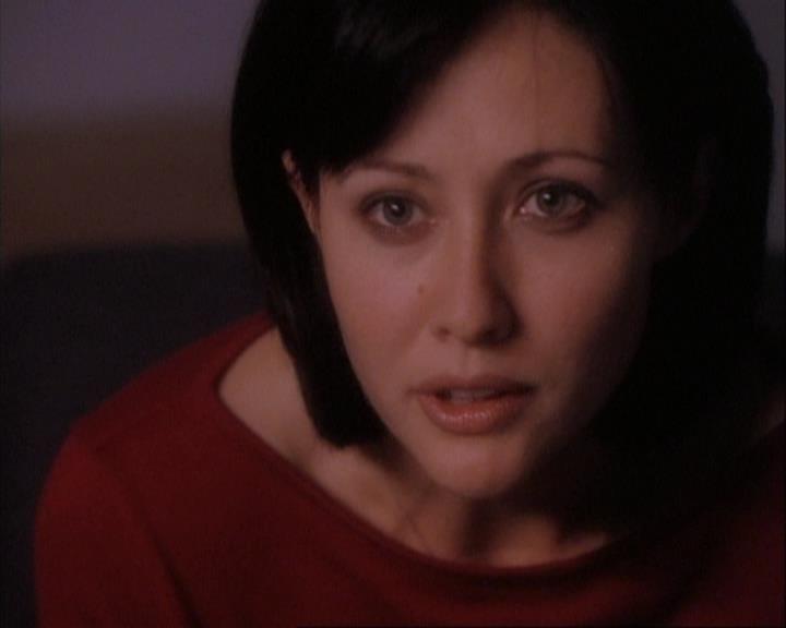 Charmed-Online-dot-net_107TheFourthSister1764.jpg