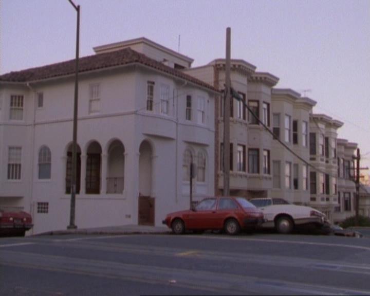Charmed-Online-dot-net_107TheFourthSister1793.jpg