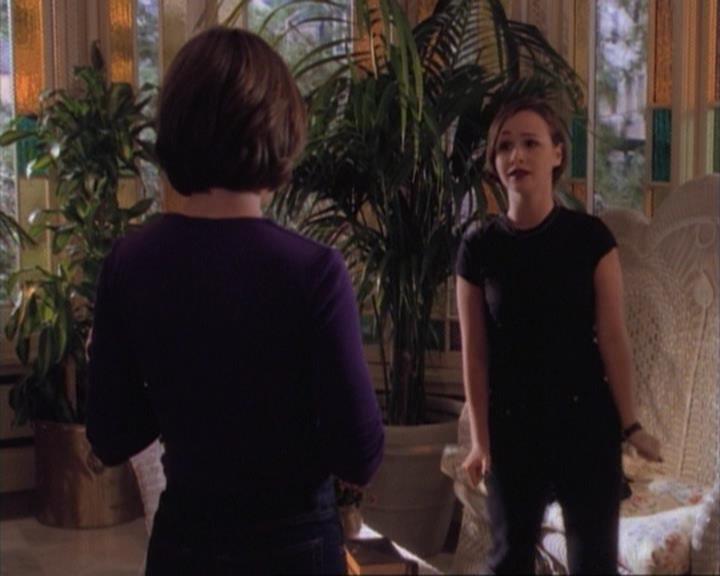 Charmed-Online-dot-net_107TheFourthSister1879.jpg