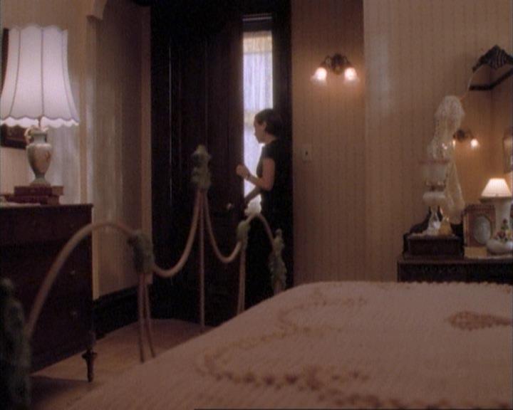 Charmed-Online-dot-net_107TheFourthSister1885.jpg