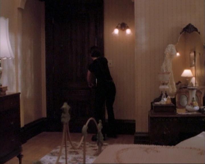 Charmed-Online-dot-net_107TheFourthSister1886.jpg