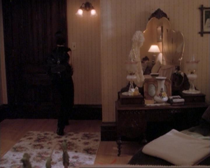 Charmed-Online-dot-net_107TheFourthSister1892.jpg